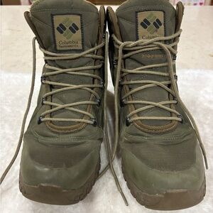 Columbia Olive Green Outdoor Boots